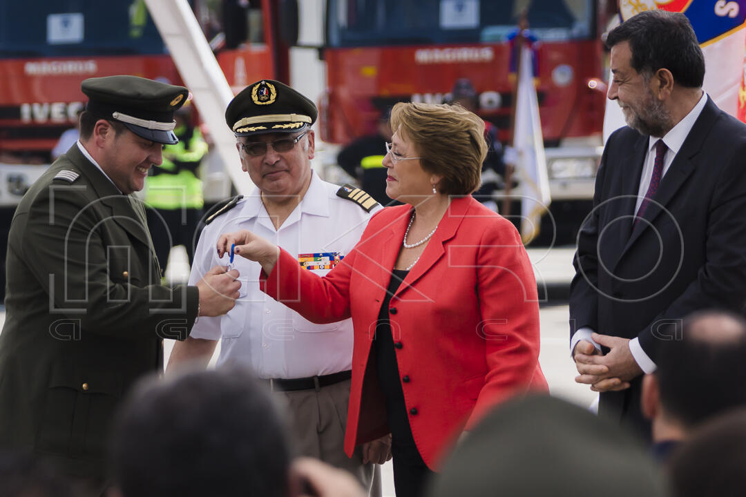 Entrega de 55 nuevos carros a distintos Cuerpos de Bomberos de Chile