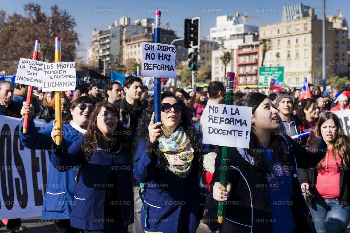 Galería de nueva marcha en contra de la Carrera Docente