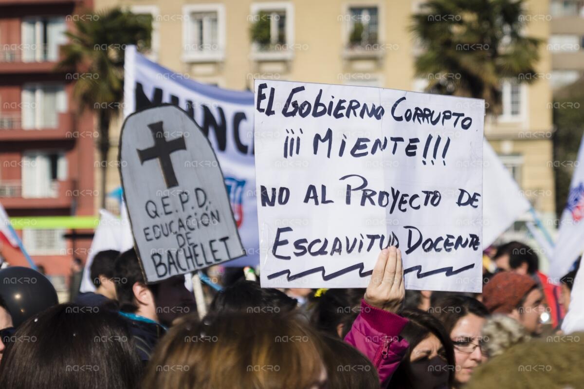 Galería de nueva marcha en contra de la Carrera Docente