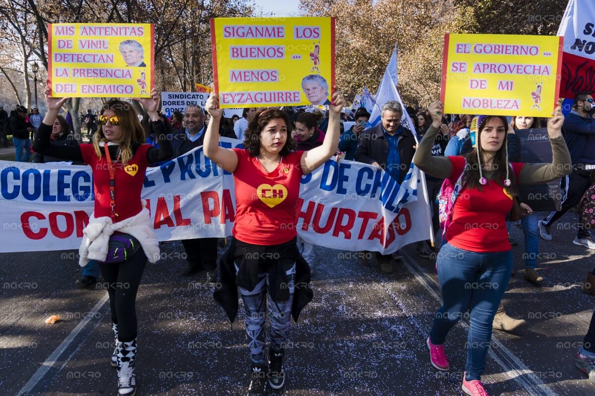 Galería de nueva marcha en contra de la Carrera Docente