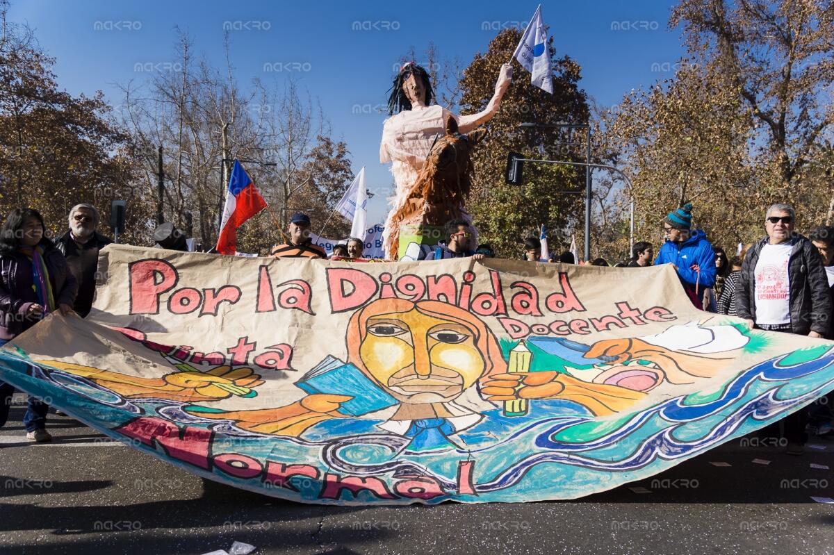 Galería de nueva marcha en contra de la Carrera Docente