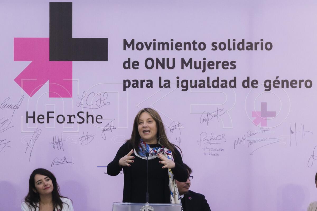 ONU Mujeres lanza campaña “He for She” 2016