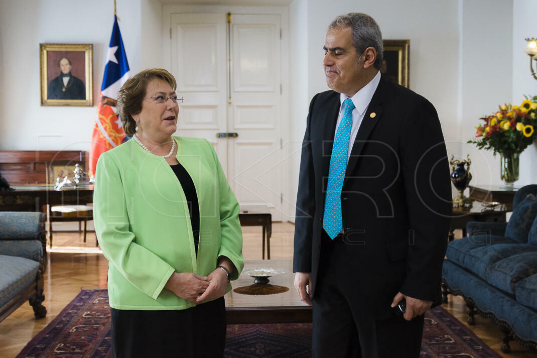 Presidenta Bachelet recibe al Fiscal Chauán