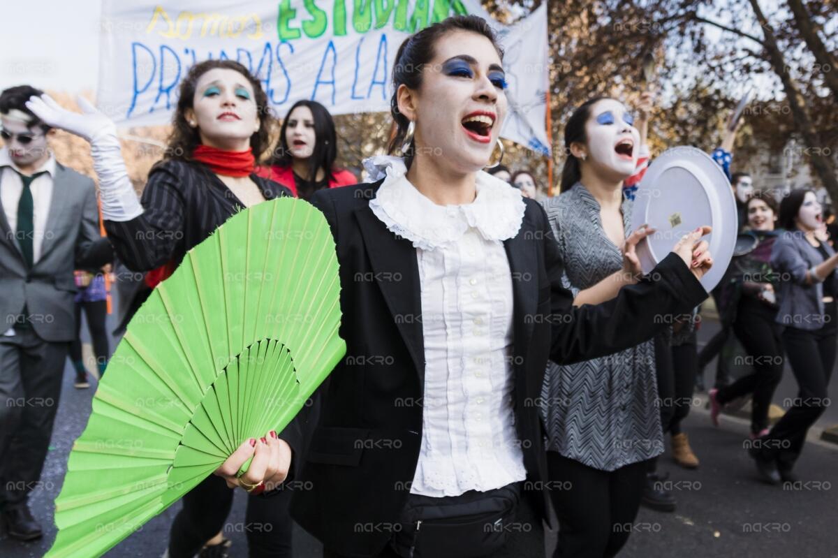 Galería de imágenes de una nueva marcha estudiantil 